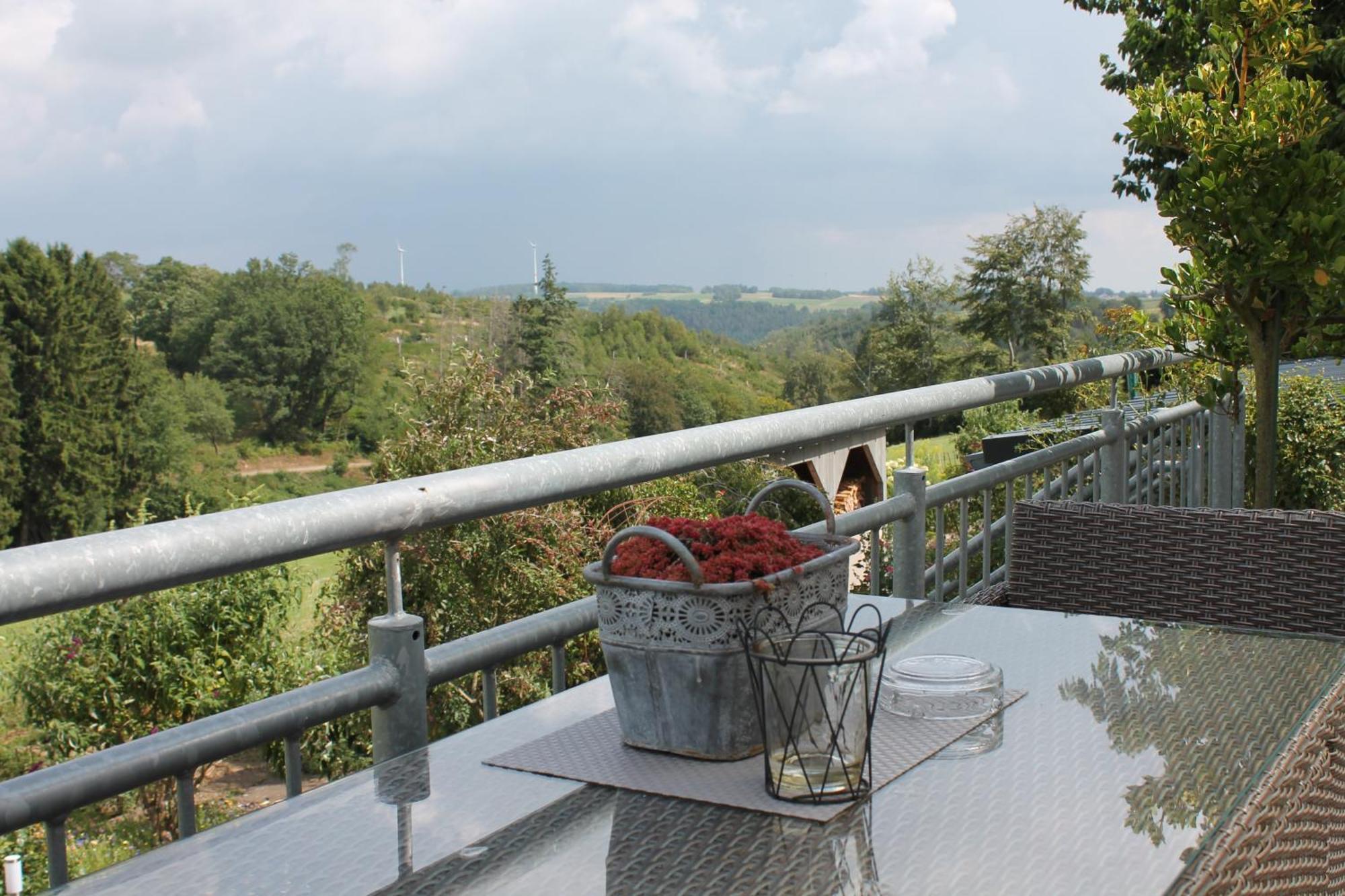 Eifel-Ferienhaus Landblick Hürtgenwald Exterior foto